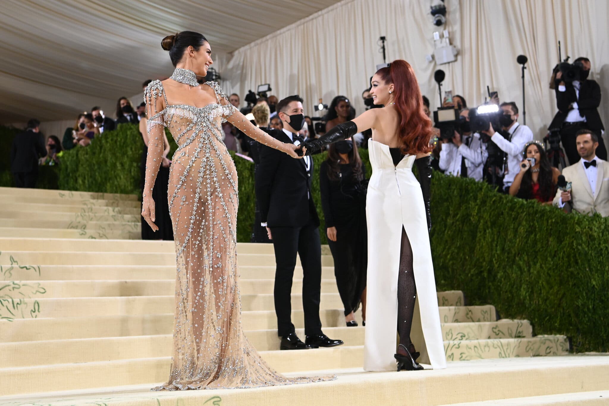 Met Gala 2021 Red Carpet: The Best Dressed Outfits & Looks